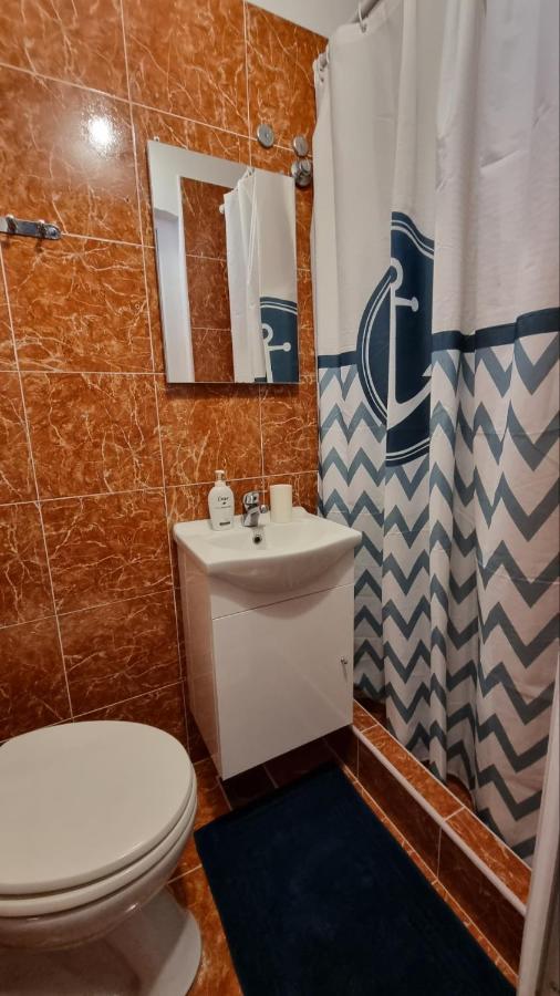 Guest House Jasmin Rovigno Esterno foto